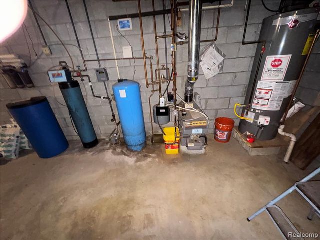 2627 Logging Trail Trail, Brighton, MI 48114