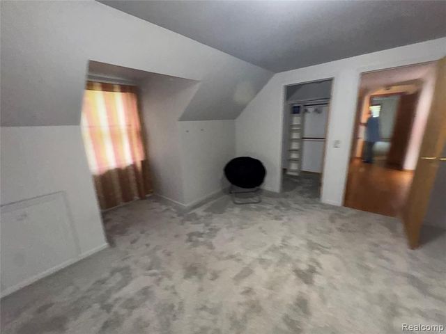 2627 Logging Trail Trail, Brighton, MI 48114