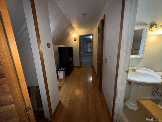 2627 Logging Trail Trail, Brighton, MI 48114