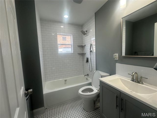 1438 Central Avenue, St Louis, MO 63139