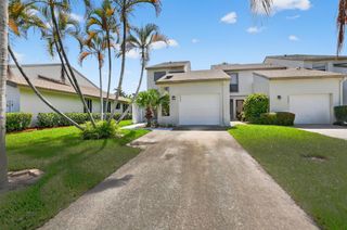 6730 Canary Palm Circle, Boca Raton, FL 33433