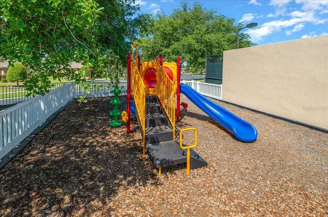 15551 SW 13TH CIRCLE, Ocala, FL 34473
