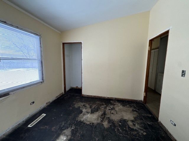 2404 Crescent Drive, Hazel Crest, IL 60429