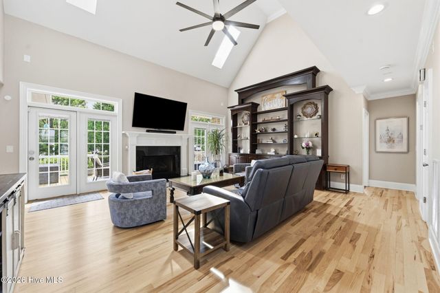 102 N Stargazer Court, Hampstead, NC 28443
