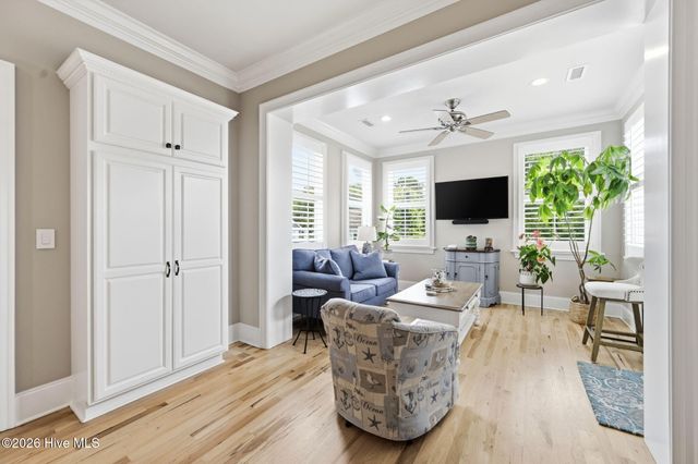 102 N Stargazer Court, Hampstead, NC 28443