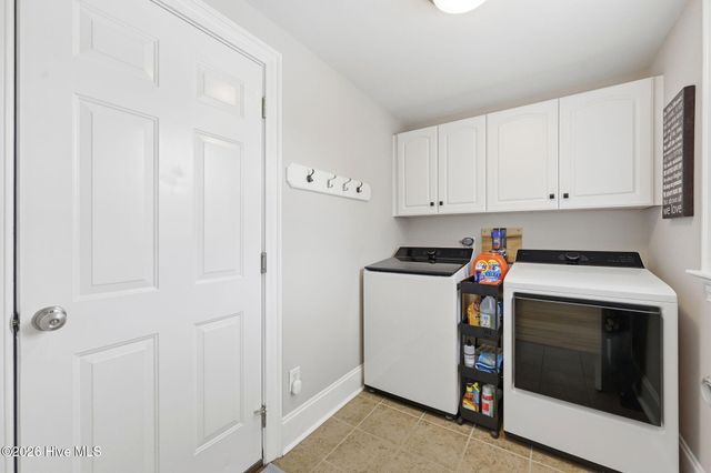 102 N Stargazer Court, Hampstead, NC 28443