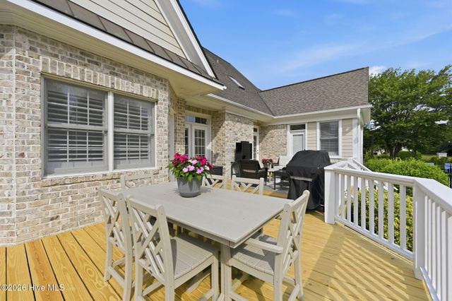102 N Stargazer Court, Hampstead, NC 28443