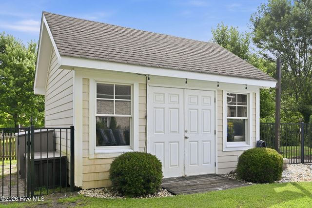 102 N Stargazer Court, Hampstead, NC 28443