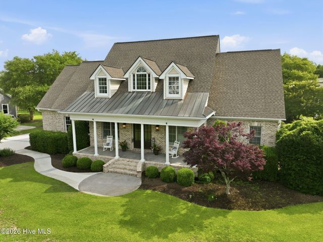 102 N Stargazer Court, Hampstead, NC 28443