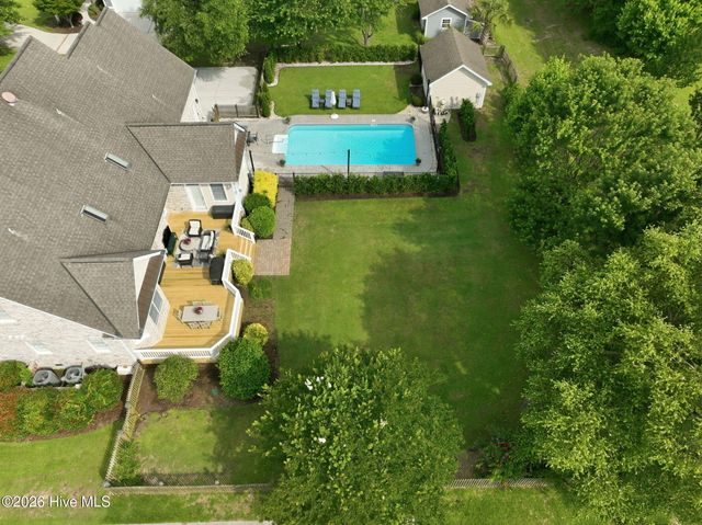 102 N Stargazer Court, Hampstead, NC 28443