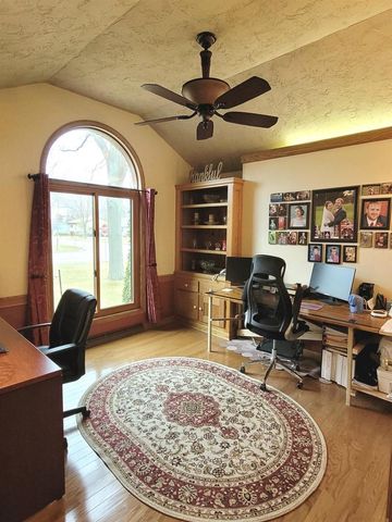 1500 GENEVA ROAD, Menasha, WI 54952