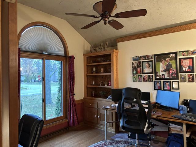 1500 GENEVA ROAD, Menasha, WI 54952