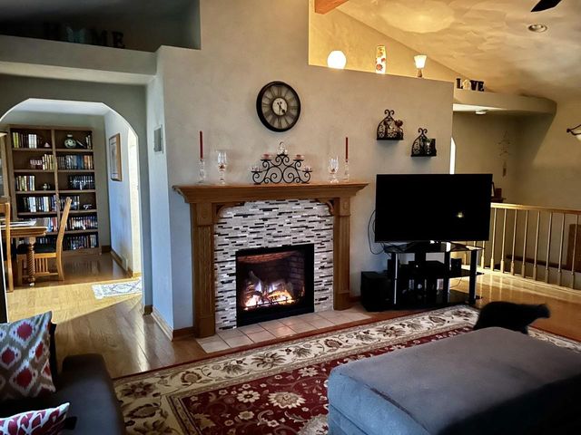 1500 GENEVA ROAD, Menasha, WI 54952