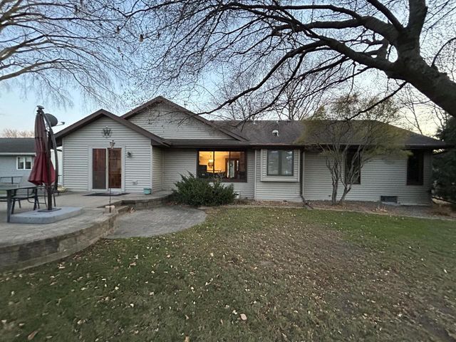 1500 GENEVA ROAD, Menasha, WI 54952