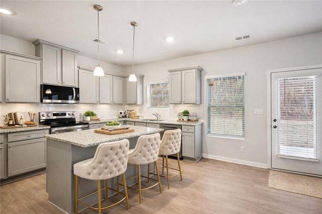 374 Cedar Wood Trace, Winder, GA 30680