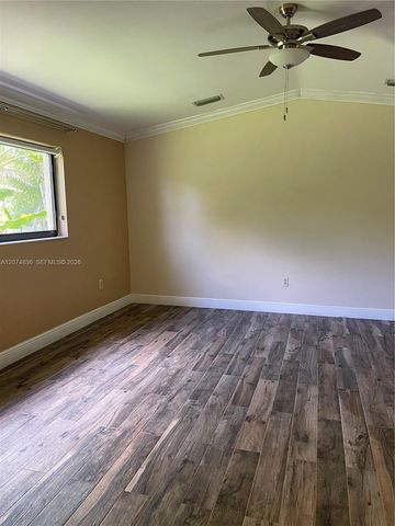 5425 SW 190th Avenue, Southwest Ranches, FL 33332