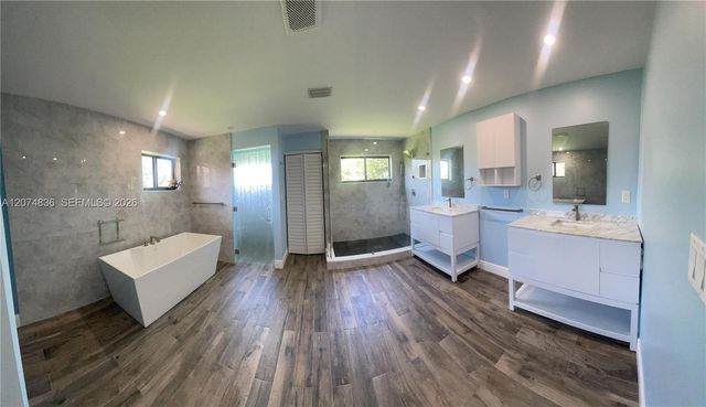 5425 SW 190th Avenue, Southwest Ranches, FL 33332