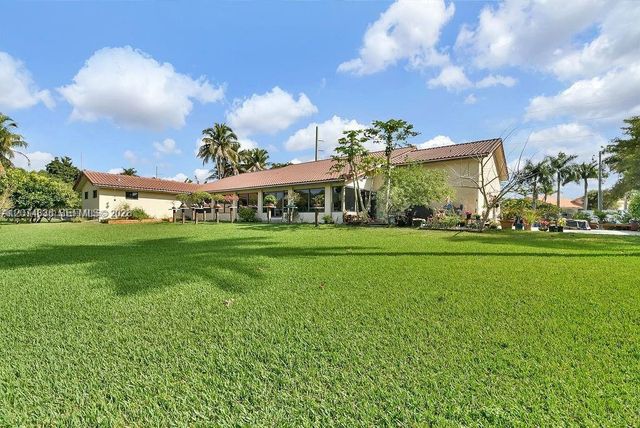 5425 SW 190th Avenue, Southwest Ranches, FL 33332