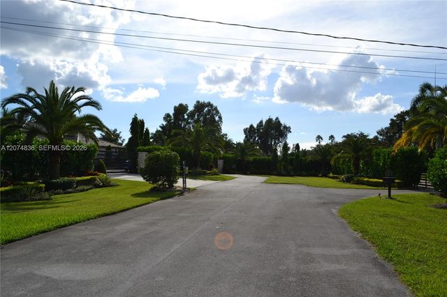 5425 SW 190th Avenue, Southwest Ranches, FL 33332