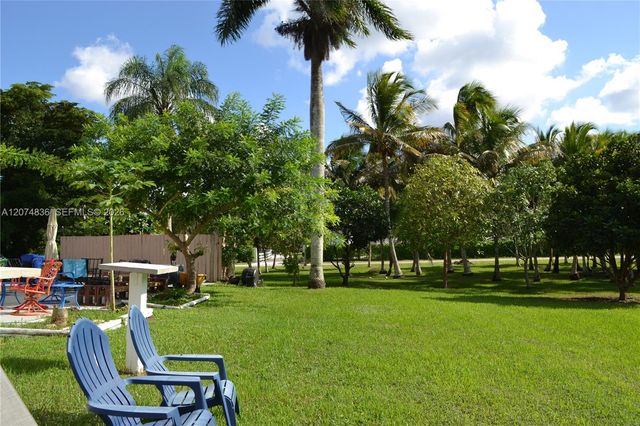 5425 SW 190th Avenue, Southwest Ranches, FL 33332