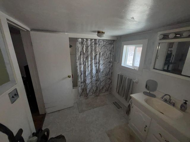 257 Exeter Road, Epping, NH 03042