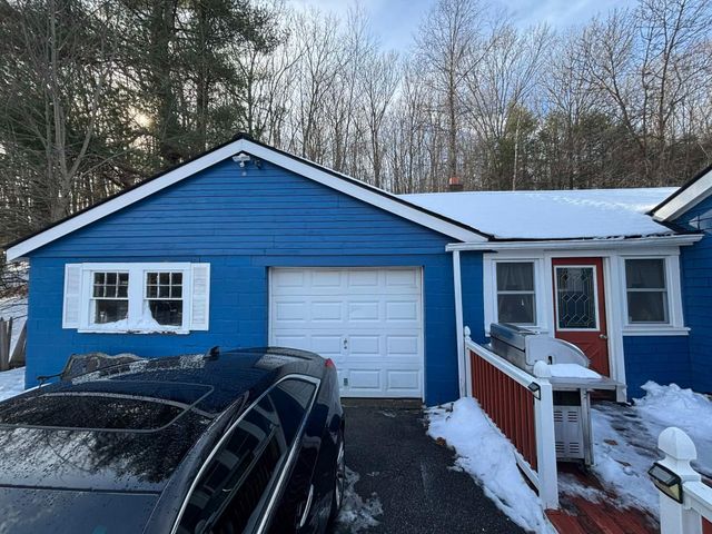 257 Exeter Road, Epping, NH 03042