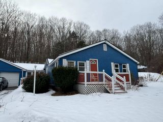 257 Exeter Road, Epping, NH 03042