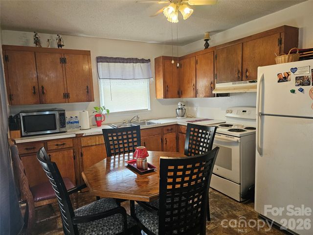 306 Wylie Park Road, Lancaster, SC 29720