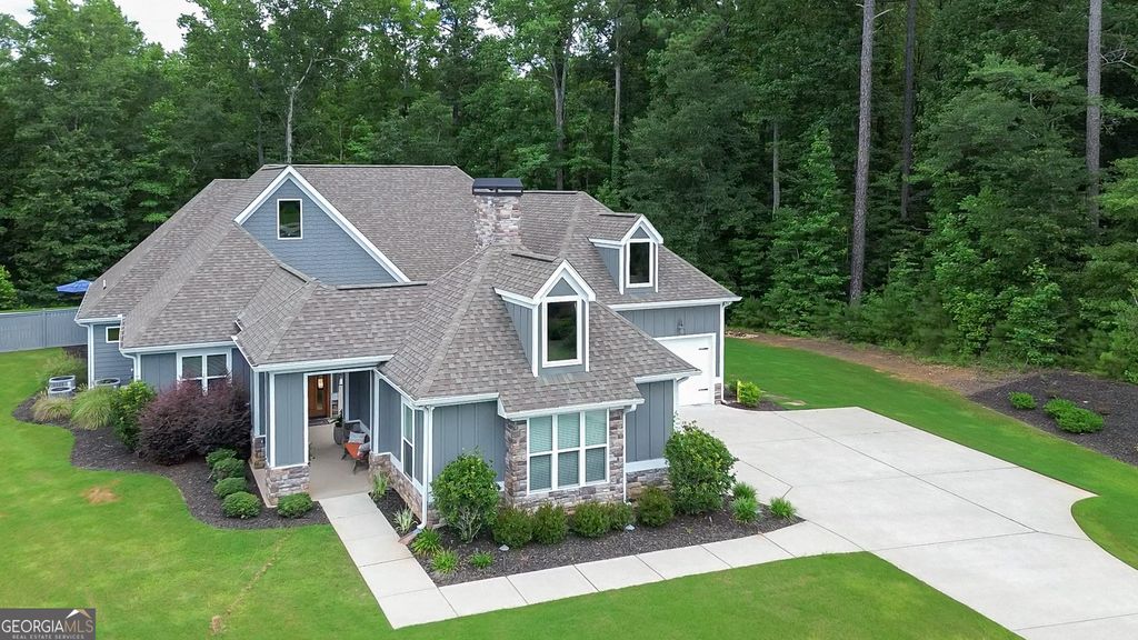 199 Belle Maison Drive, Newnan, GA 30265