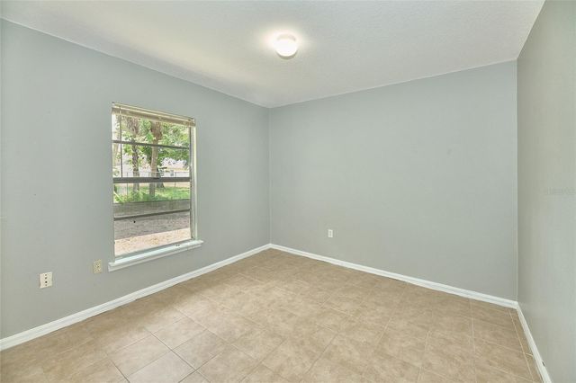 212 13TH AVENUE W, Bradenton, FL 34205