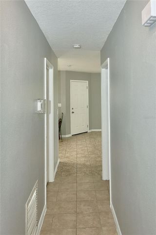 212 13TH AVENUE W, Bradenton, FL 34205