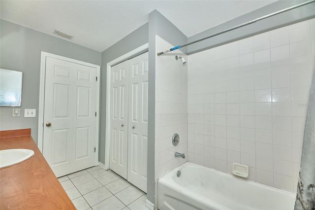 212 13TH AVENUE W, Bradenton, FL 34205