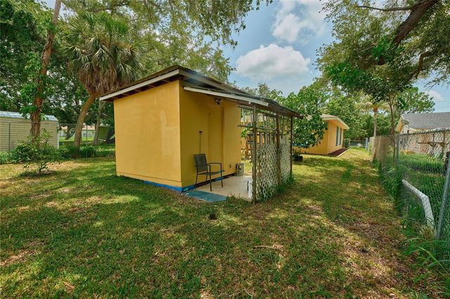 212 13TH AVENUE W, Bradenton, FL 34205