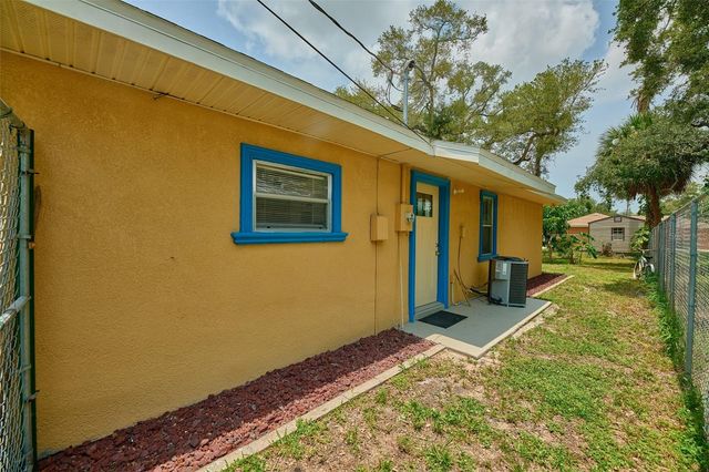 212 13TH AVENUE W, Bradenton, FL 34205