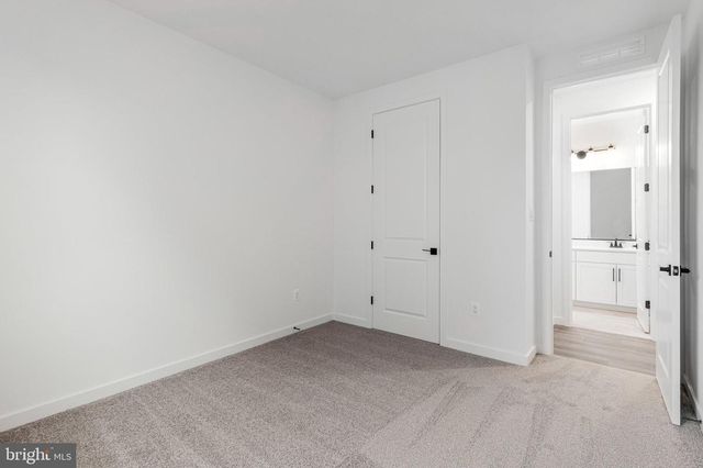 10123 WILKES DR, Williamsport, MD 21795