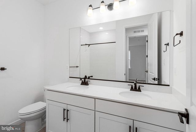 10123 WILKES DR, Williamsport, MD 21795