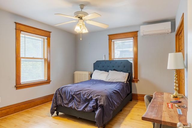 2012 Selby Avenue, Saint Paul, MN 55104