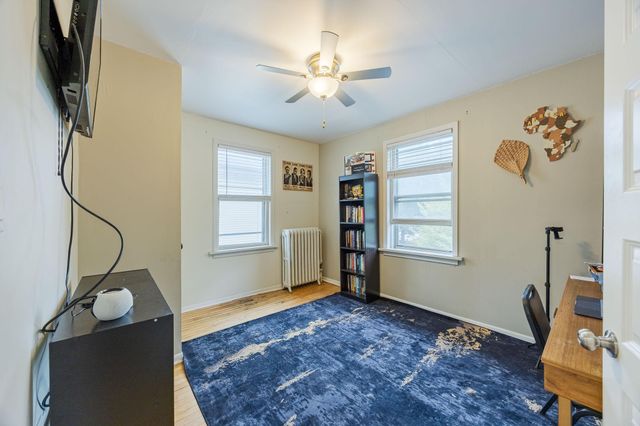 2012 Selby Avenue, Saint Paul, MN 55104