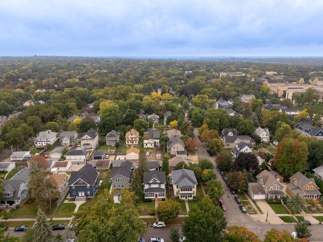 2012 Selby Avenue, Saint Paul, MN 55104