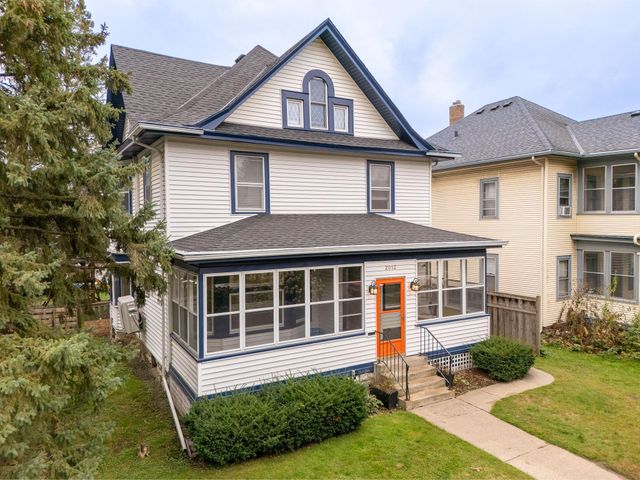 2012 Selby Avenue, Saint Paul, MN 55104