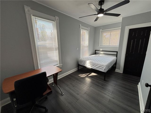 216 Westcott Street, Syracuse, NY 13210