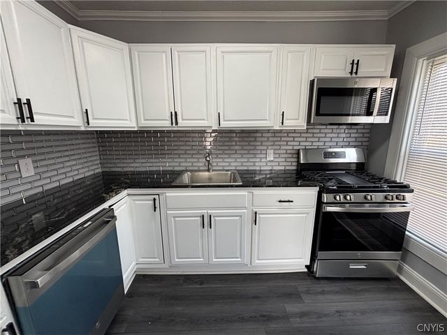 216 Westcott Street, Syracuse, NY 13210