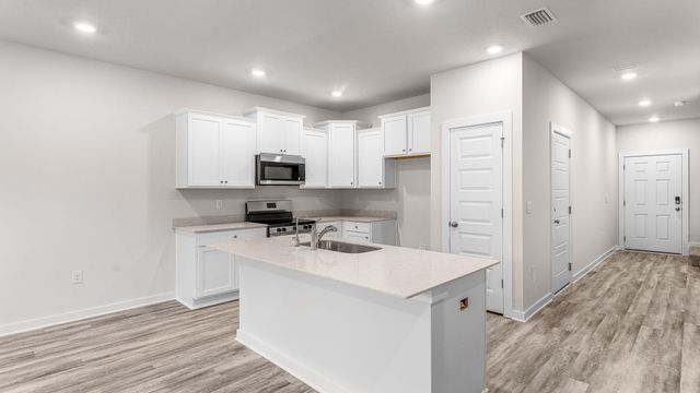 34 Rudder Lane, Freeport, FL 32439