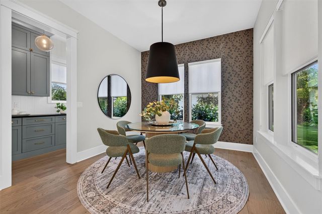 2525 DARTMOUTH AVENUE N, St Petersburg, FL 33713