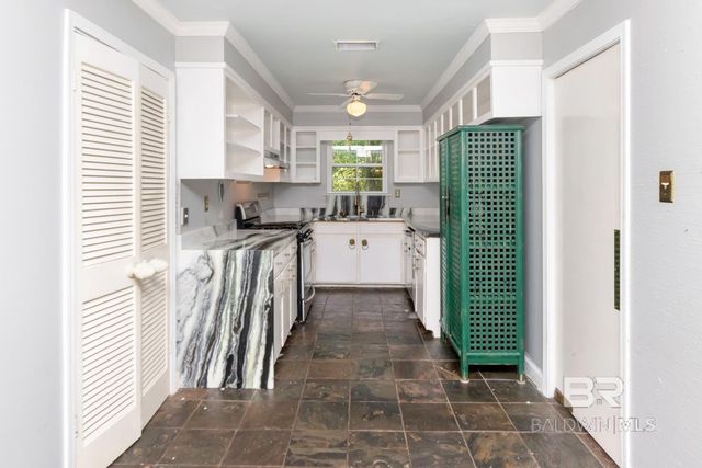 407 Stillwood Lane, Mobile, AL 36608