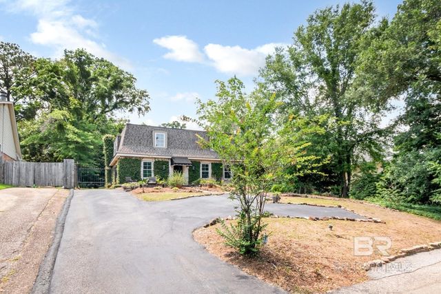 407 Stillwood Lane, Mobile, AL 36608
