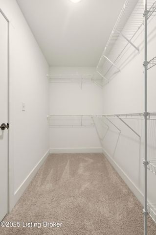 7913 Cultivator Ct, Louisville, KY 40291