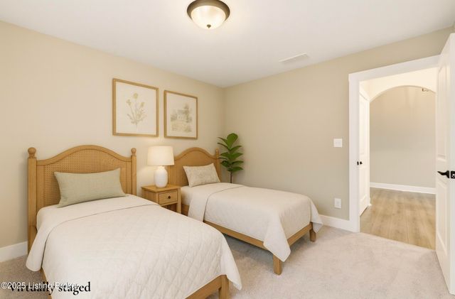 7913 Cultivator Ct, Louisville, KY 40291