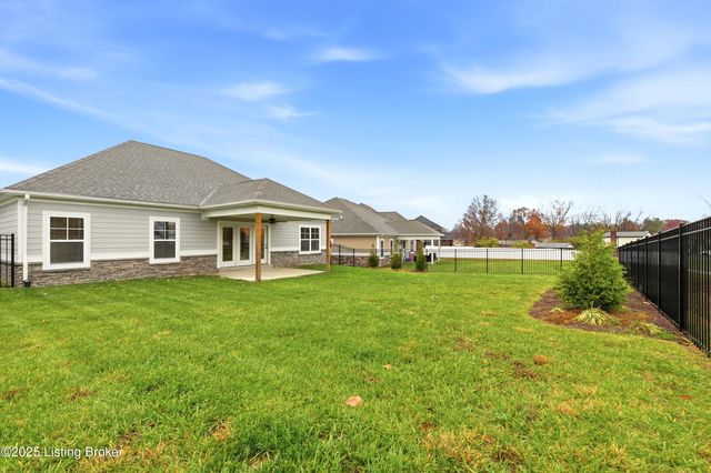 7913 Cultivator Ct, Louisville, KY 40291