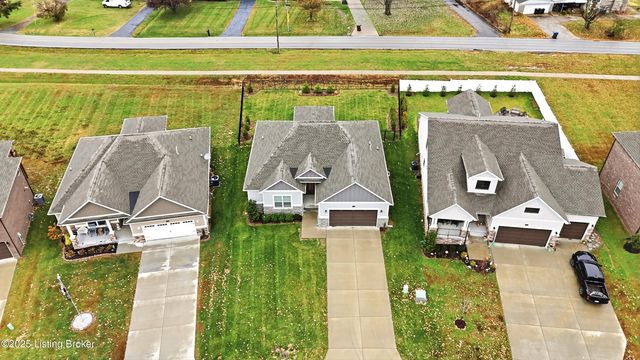 7913 Cultivator Ct, Louisville, KY 40291